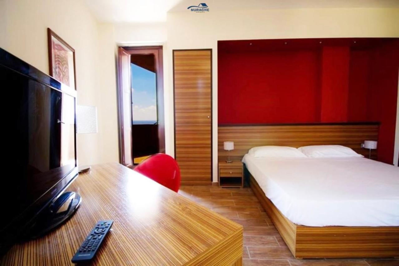 Nuraghe Apartments Теулада Екстериор снимка