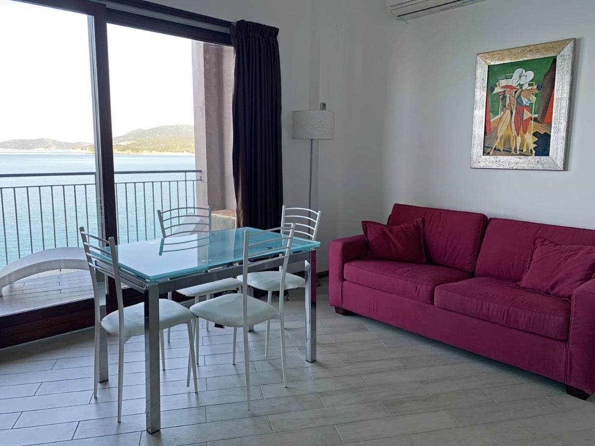 Nuraghe Apartments Теулада Екстериор снимка